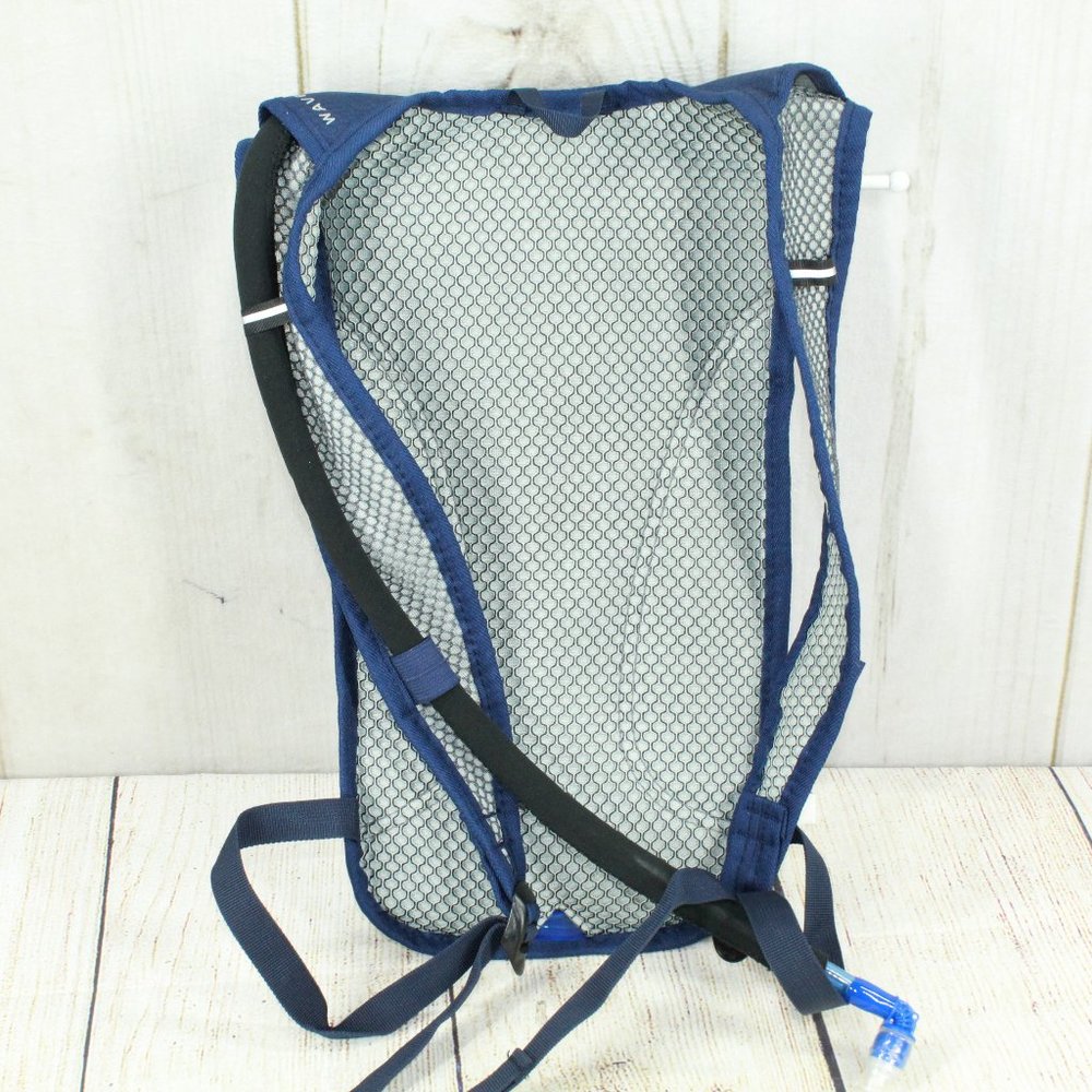 High Sierra Hydrahike 2.0 Blue Lightweight Hiking Hydration Water Pack Backpack - Picture 11 of 12